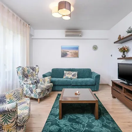 Apartment Strandnahe Mit Uberdachter Terrasse Und Garten
